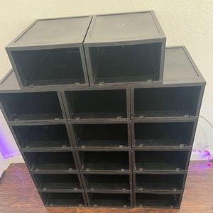Sneaker Containers
